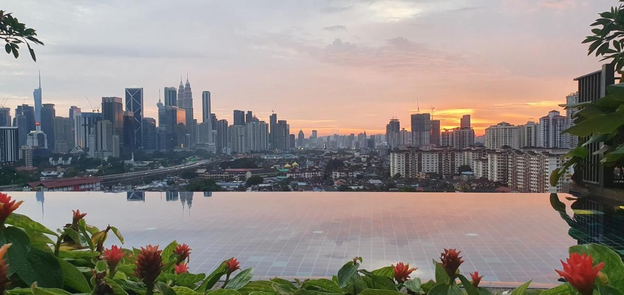 Studio Near Klcc And Lrt With Superb View كوالالمبور المظهر الخارجي الصورة