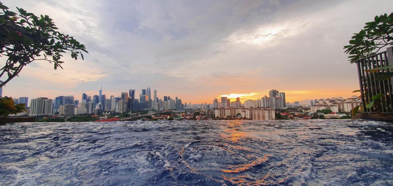 Studio Near Klcc And Lrt With Superb View كوالالمبور المظهر الخارجي الصورة